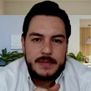 crozz foto -Clientify, CRM